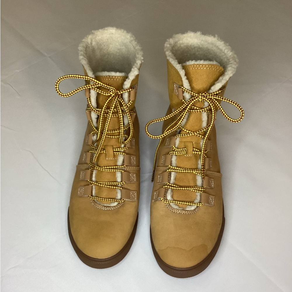 Timberland Dausette Fleece Fold Down Boots Size 8.5